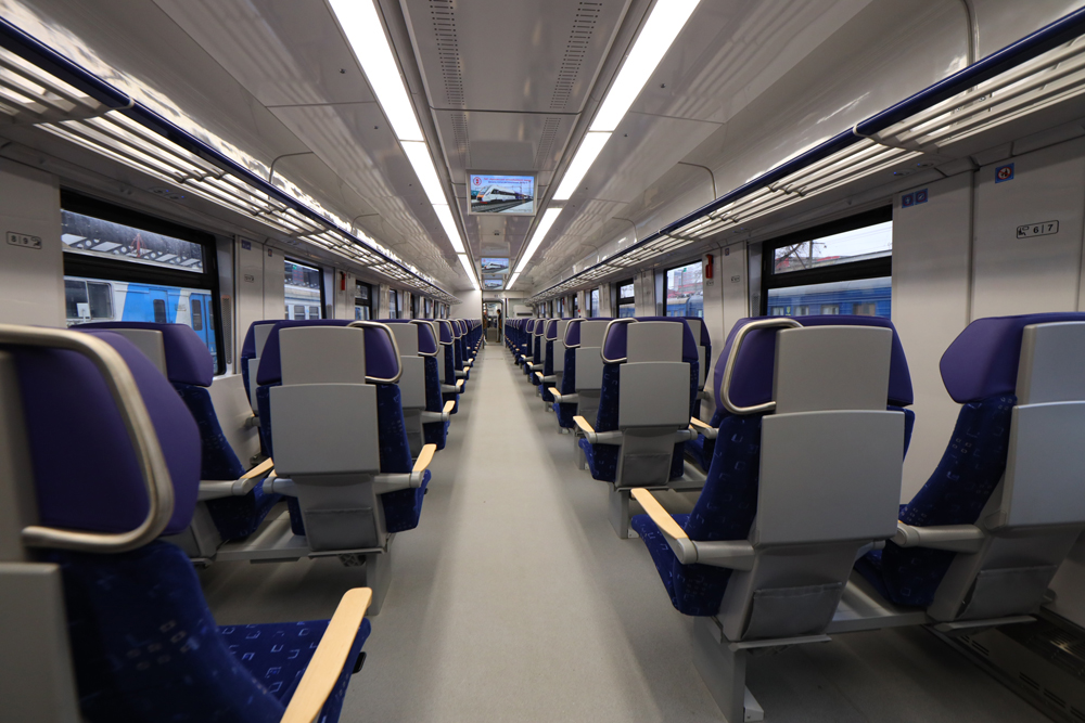 Появились фото новенького украинского поезда-экспресса: как он выглядит снаружи и внутри